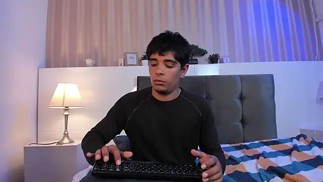 CuteButHarder লাইভ XXX চ্যাট