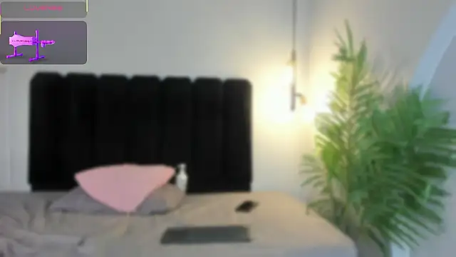 Amaranoir-'s Live XXX Chat