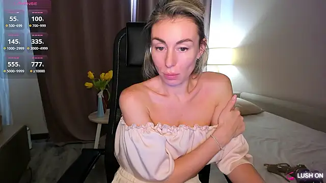 DannaEvan élő XXX-chatje