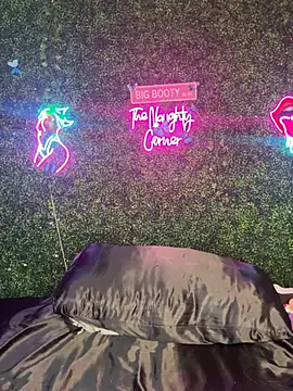 RenaThickAss webkamerás műsora