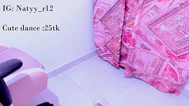 Živý XXX chat MIDORI_BACK_01