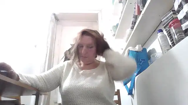 AnnaLive570 Show Webcam