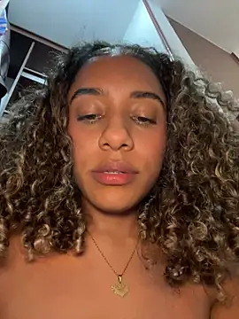 Chat +18 de Belkaj ao vivo