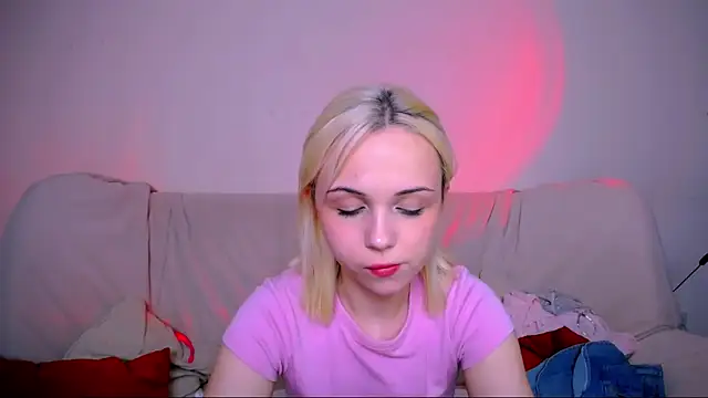 Chat XXX en directo de ElenaMonroe