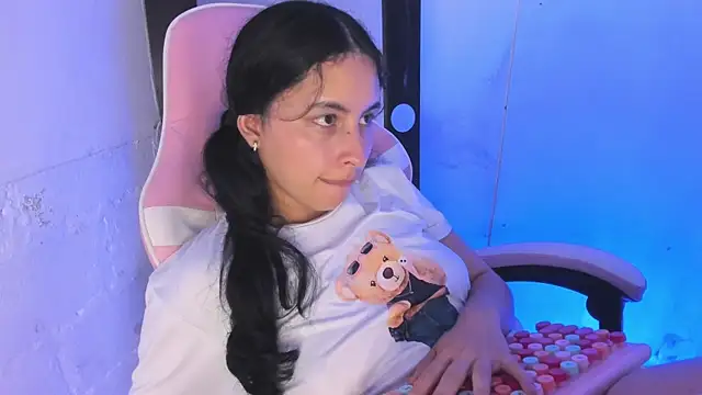 victoriia_hall's Live XXX Chat