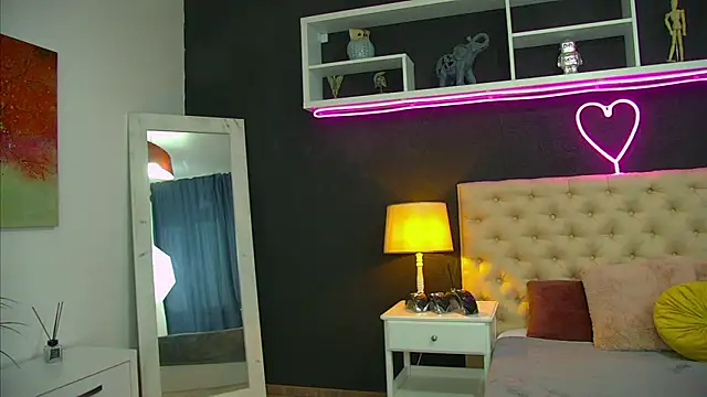 TaniaKaverinan Live XXX chat