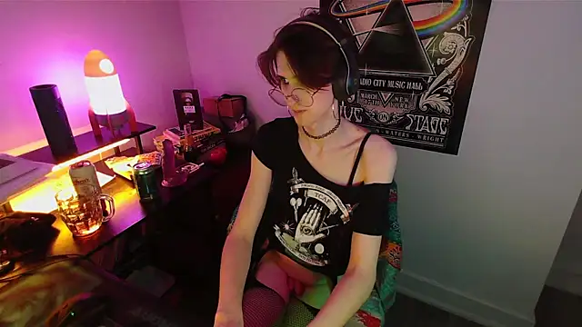 GiRL_POLARiS Show Webcam