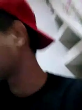 DanyCubanoCumm Show in webcam