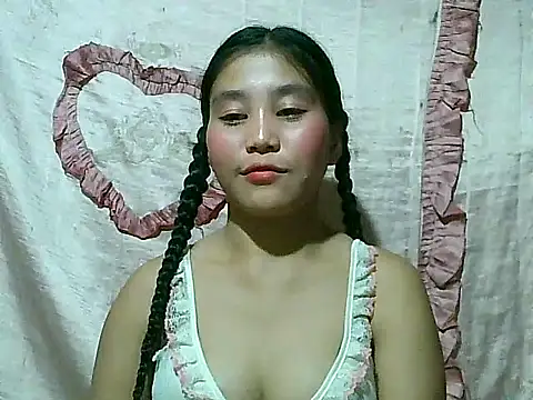 SexyAsianPussy4u – webcam-show
