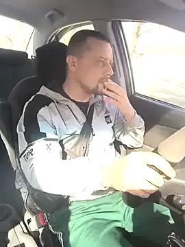 DanielOhCoolのライブXXXチャット