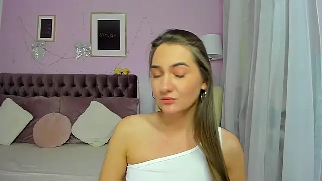 Онлайн чат XXX Evalaniss