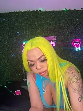 RenaThickAss: вебкам-шоу