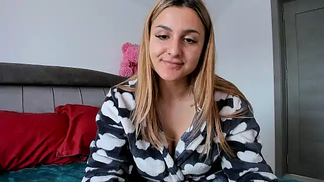 NicolePlay Chat XXX live