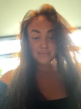 แชท XXX สดของ KiraSunshine