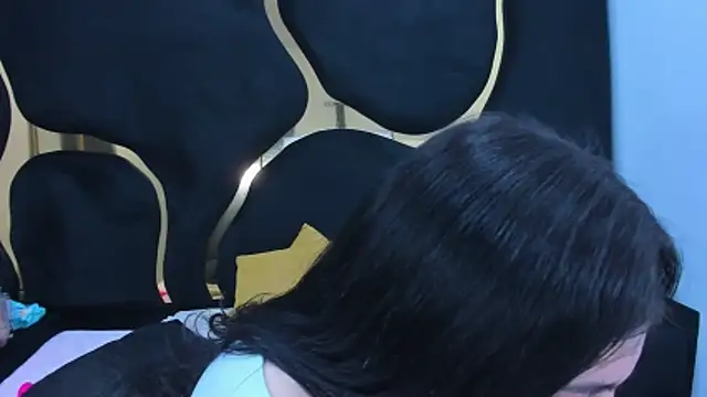 Criistaal_'s Live XXX Chat