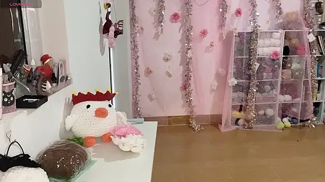 Tieu-May Live XXX Chat