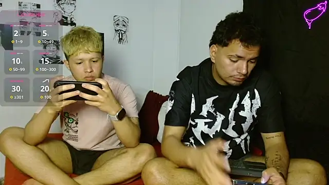 Henry_villa23 Show Webcam