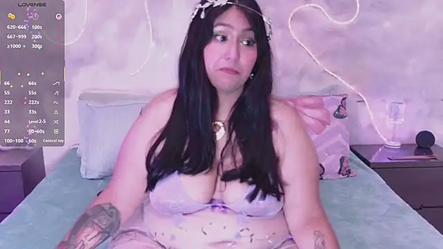 emmajohnss লাইভ XXX চ্যাট