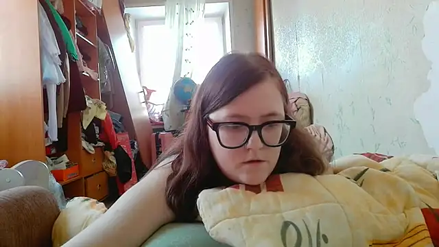 DesireMelissa élő XXX-chatje