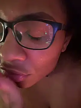 Chaniita 现场XXX聊天