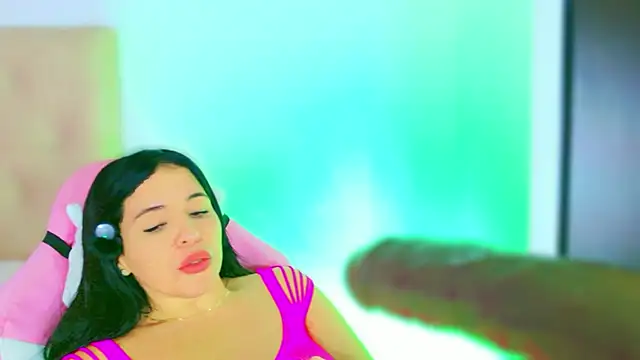 CharlootteEvans 라이브 XXX 채팅