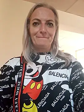 LadyTouch Webcamshow