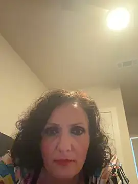 Dragonbait131313's Live XXX Chat