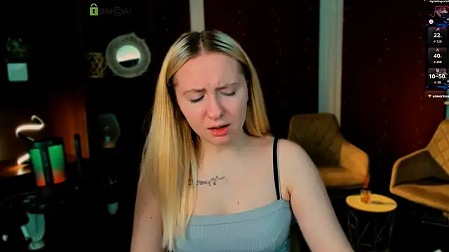 mila_glow1's Live XXX Chat