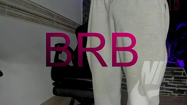 Rpoolrboy 即時 XXX 聊天