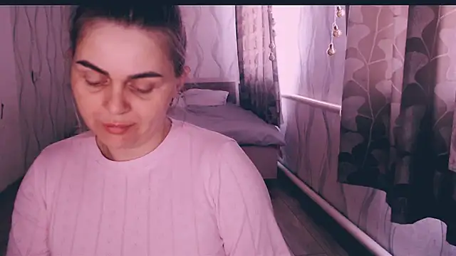 MagicKatarina_ Show in webcam