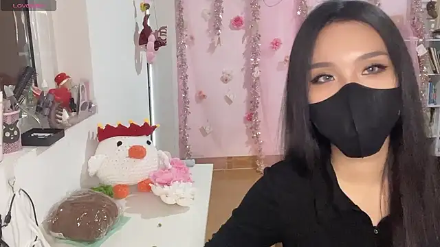 Tieu-May Live XXX Chat