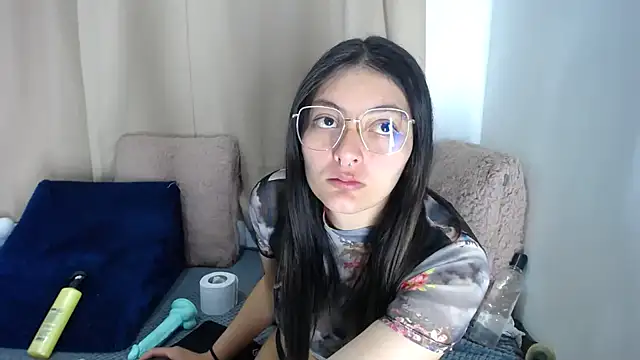 Chat +18 de lessliee22_ ao vivo