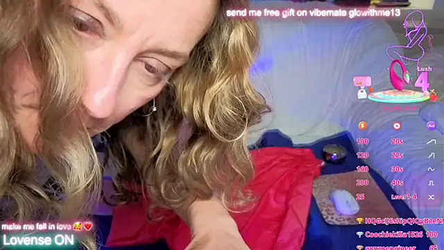 Glowithme13's Live XXX Chat