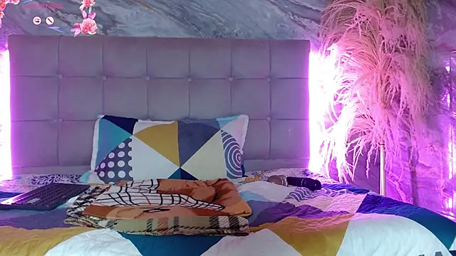 แชท XXX สดของ mya_blaze