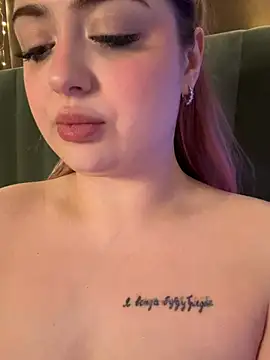 Chat +18 de KellyMoors ao vivo