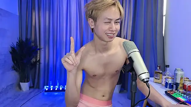 hafabva élő XXX-chatje