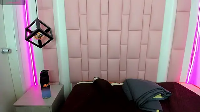 Samanthhaahn Webbikameraesitys