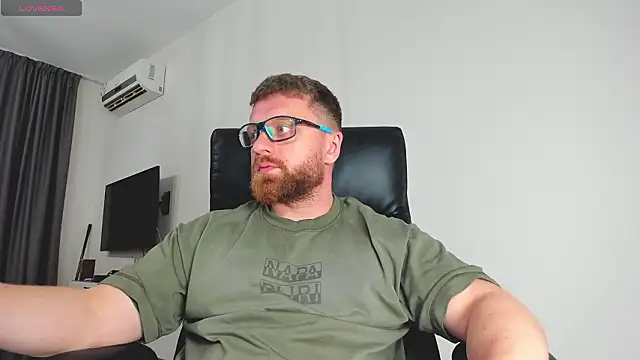 Findom_guy Chat XXX live