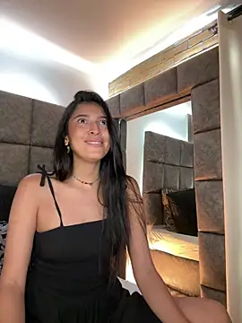 BrigitteVons' Live XXX Chat