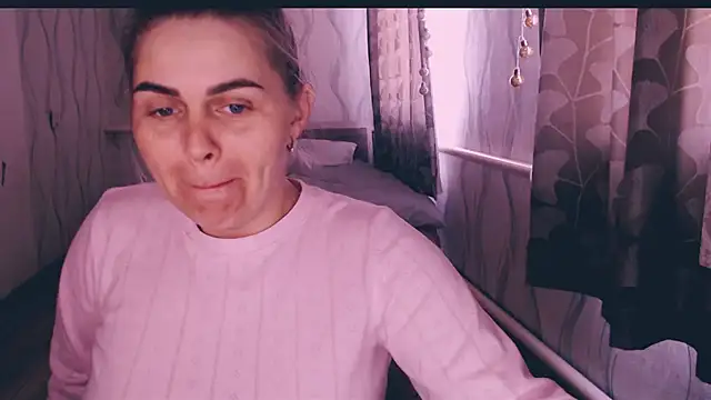 MagicKatarina_ Show in webcam