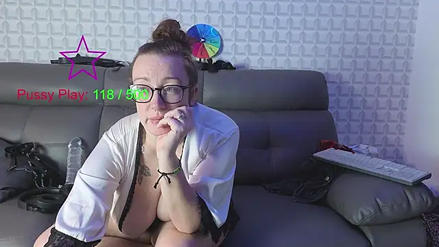 JadeStarUK's Webcam Show