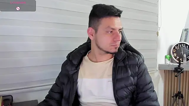 Rick_Adams 现场XXX聊天