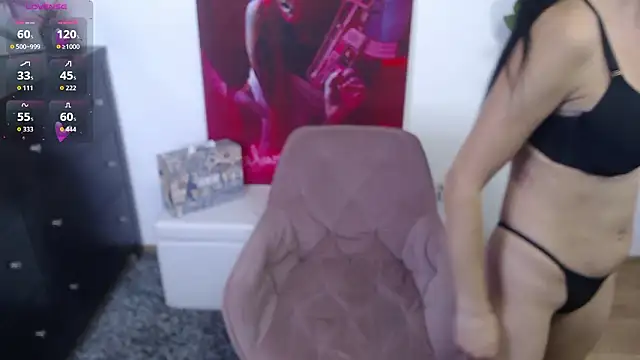 LadyLiia: онлайн-секс-чат