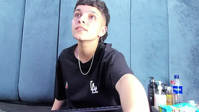 Megan_Thompson_'s Live XXX Chat