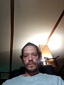 chosen923: διαδικτυακό σόου στην κάμερα