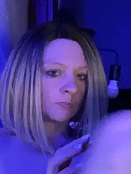 Chat XXX en directo de queenkelly1234