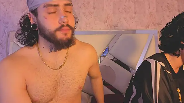 دردشة Benny_and_Mark الجنسية المباشرة