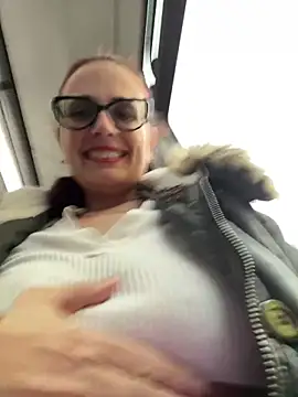 แชท XXX สดของ NataKitten