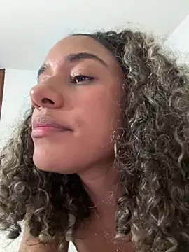 Chat +18 de Belkaj ao vivo