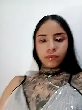 Chatroom XXX en direct de cristal__ks